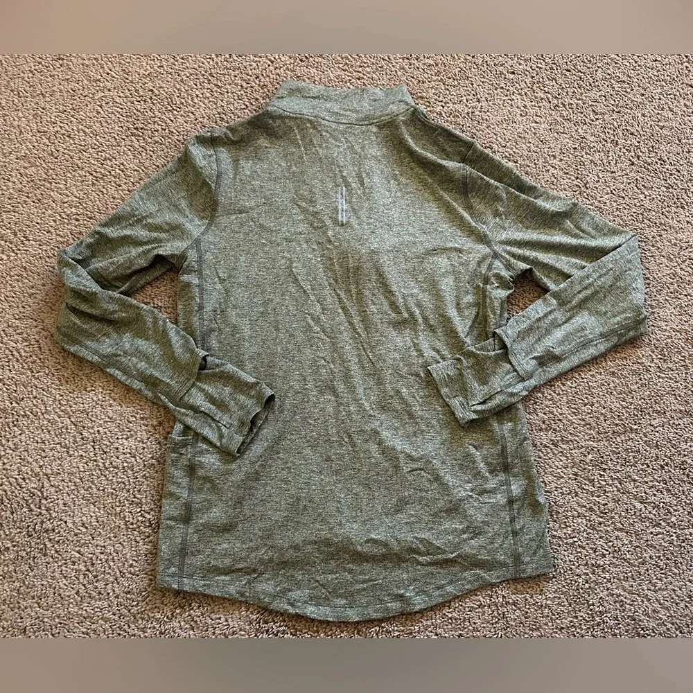 Nike Dri-FIT Quarter Zip Top. - Picture 4 of 5